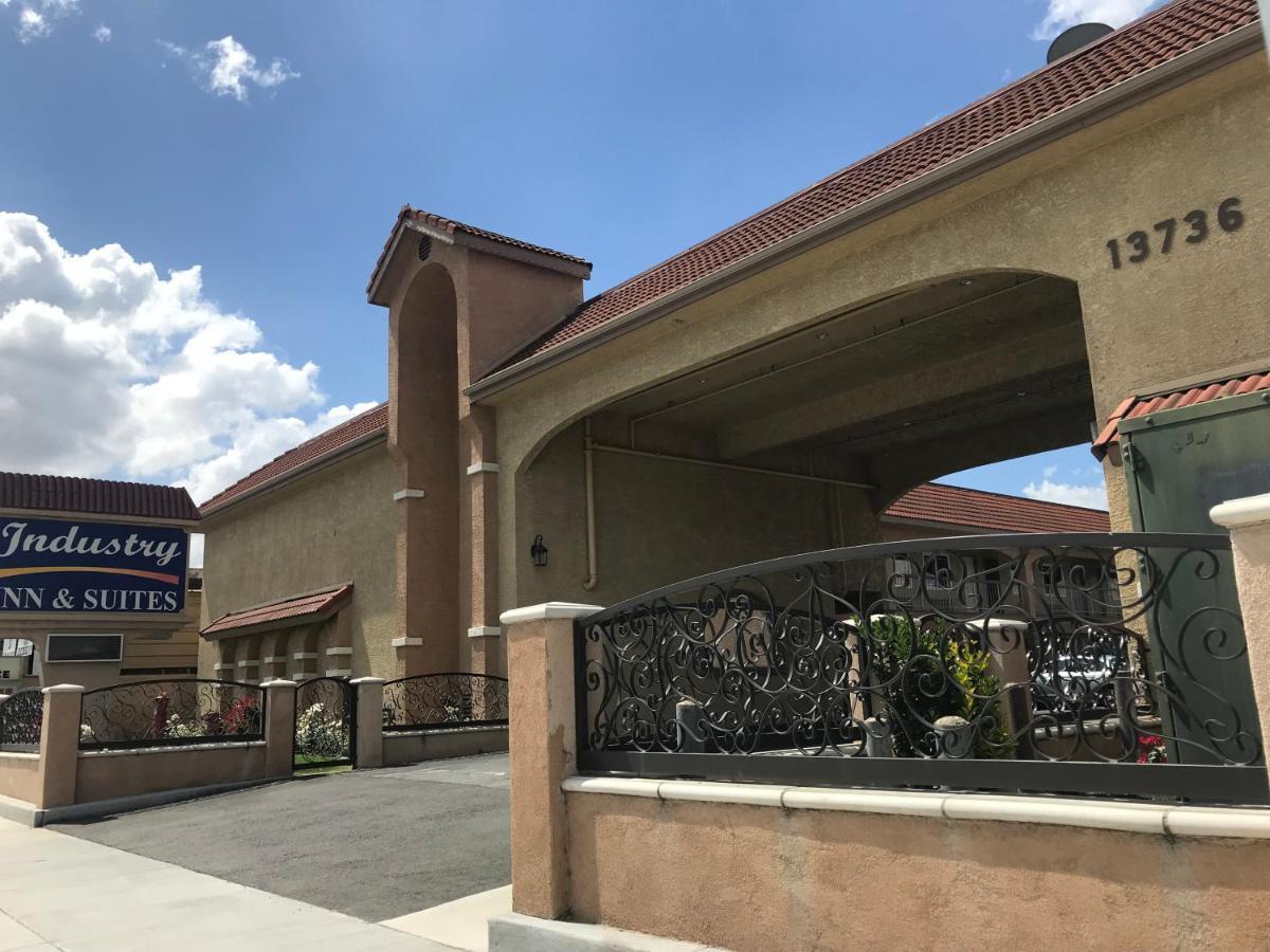 Industry Inn & Suites La Puente Exterior foto